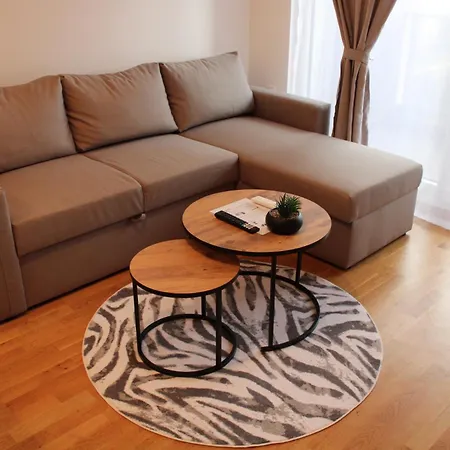 Modern 1br With Free Parking & View Апартаменти *
